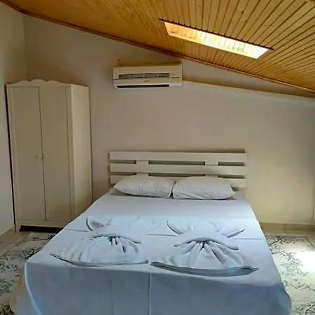 Hotell Woodengate 3*